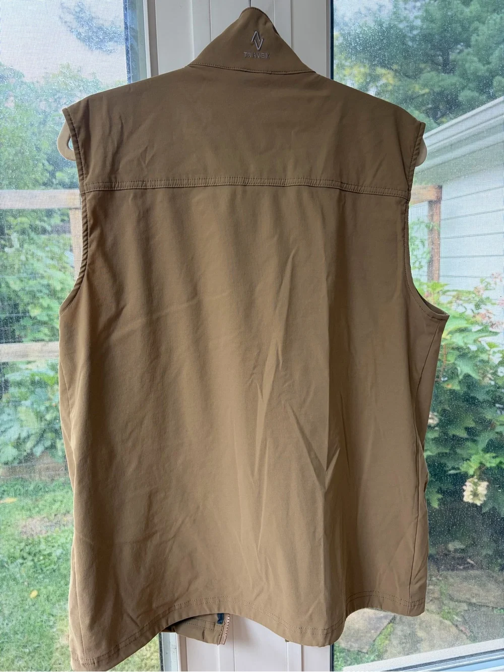 Eddie Bauer Men’s Sandstone Utility Vest